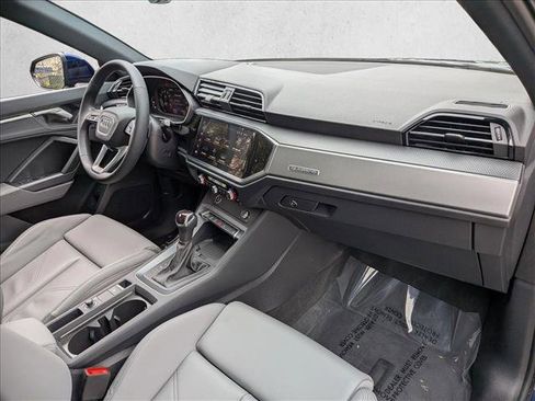 Certified 2025 Audi Q3 2.0T Premium w/ Convenience Package image 22