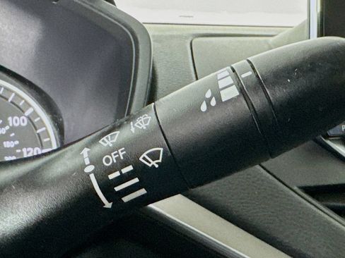 Used 2020 Nissan Altima 2.5 S FWD image 14