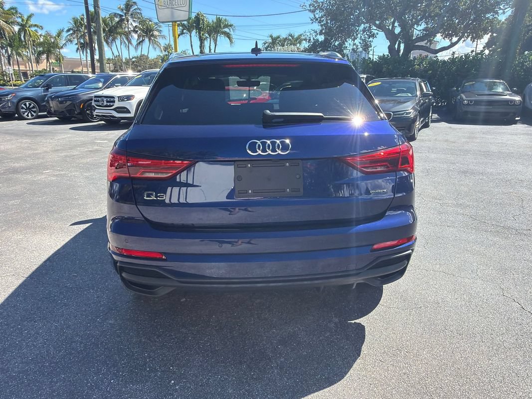 Used 2024 Audi Q3 2.0T Premium AWD/4WD image 4