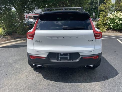 Used 2020 Volvo XC40 T5 R-Design w/ Protection Package Premier AWD/4WD image 7