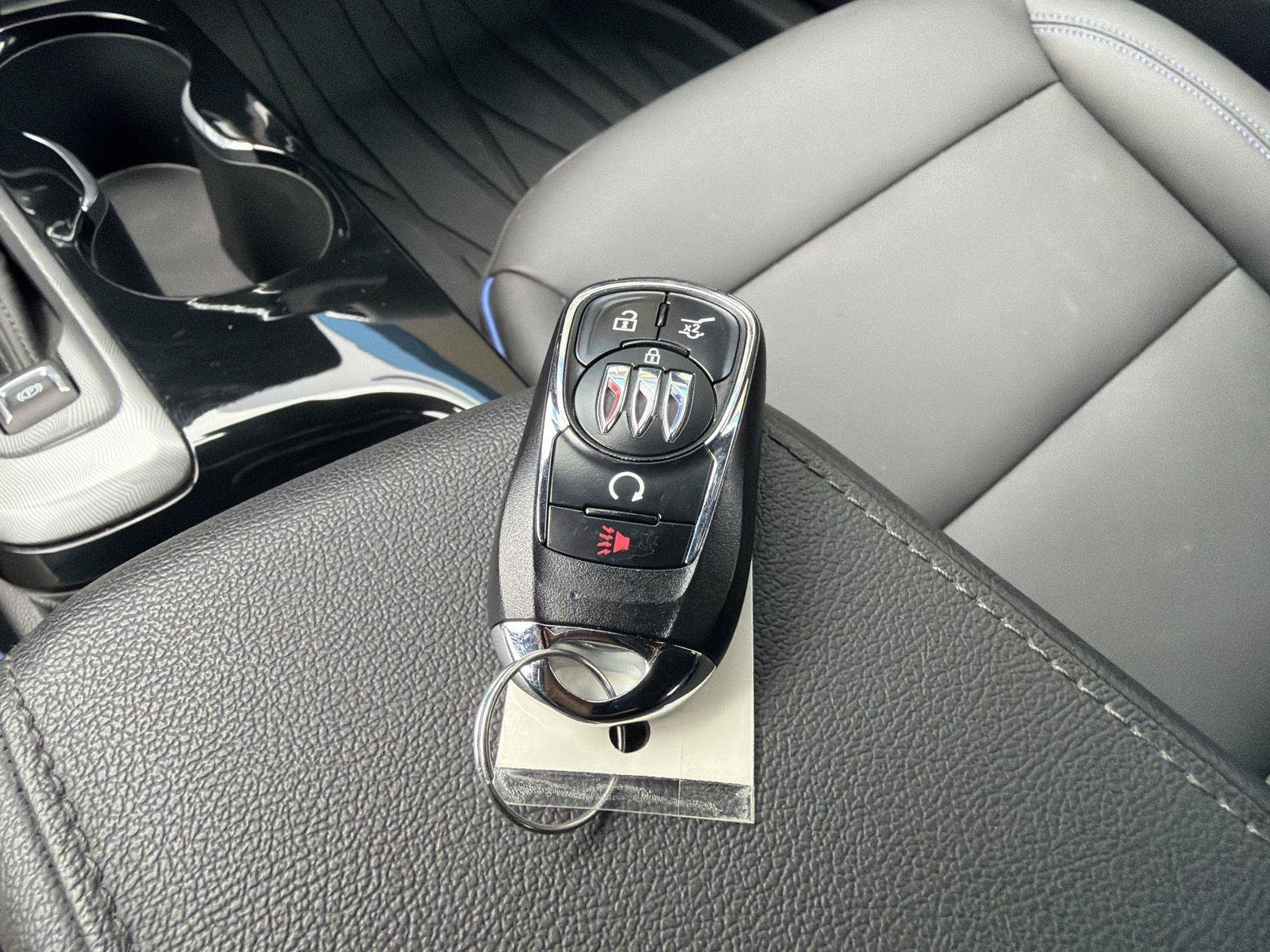 Used 2026 Buick Envista Sport Touring w/ Convenience I Package FWD image 41