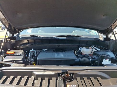 Certified 2024 Chevrolet Silverado 1500 LT w/ Z71 Off-Road Package image 26