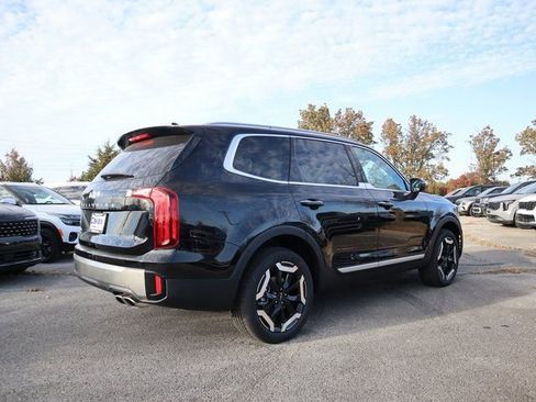 New 2025 Kia Telluride S image 7