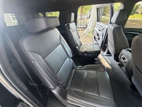 Used 2021 GMC Yukon XL Denali RWD image 10