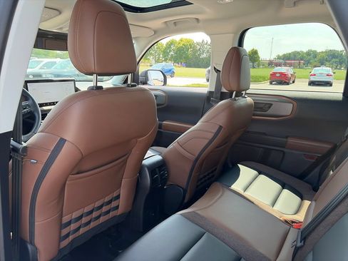 Used 2025 Ford Bronco Sport Outer Banks w/ Outer Banks Tech Package+ AWD/4WD image 31