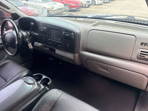 Used 2006 Ford F250 Lariat AWD/4WD image 18