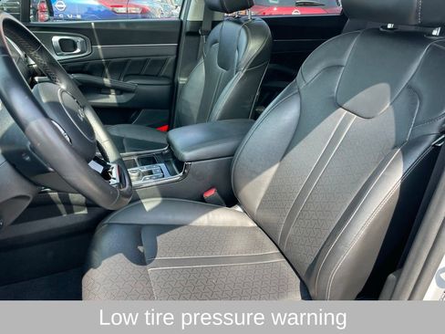 Used 2022 Kia Sorento SX image 6