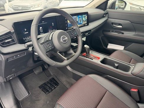 New 2026 Nissan Kicks SR w/ SR Premium Package image 12