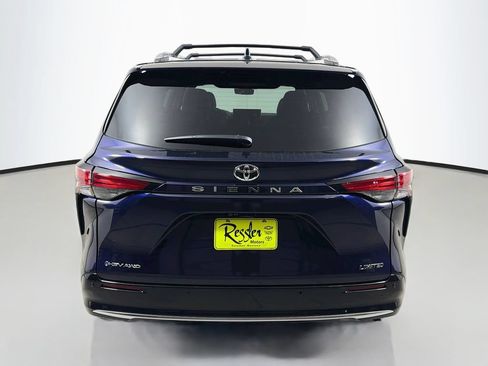 New 2026 Toyota Sienna Limited AWD/4WD image 6