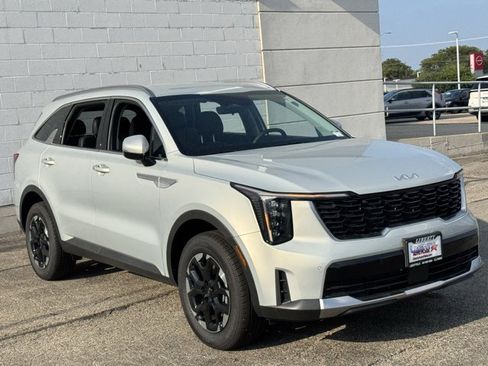 New 2026 Kia Sorento S AWD/4WD image 2