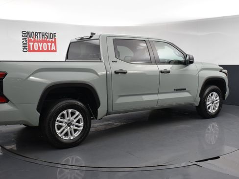 Used 2026 Toyota Tundra SR5 AWD/4WD image 4