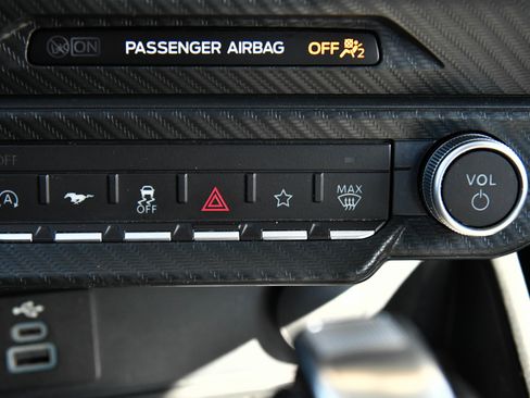 Used 2024 Ford Mustang Premium image 24