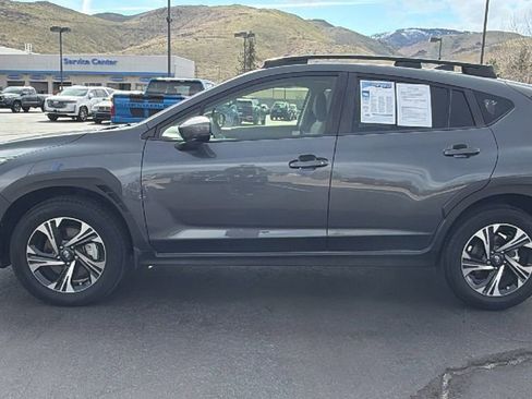 Used 2024 Subaru Crosstrek 2.0i Premium AWD/4WD image 6