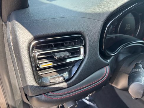 Used 2025 Dodge Durango GT AWD/4WD image 15