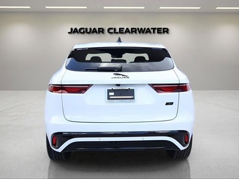 New 2026 Jaguar F-PACE R-Dynamic S image 4