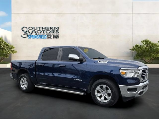 Used 2024 RAM 1500 Laramie AWD/4WD image 7