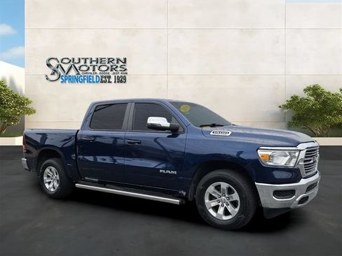 Used 2024 RAM 1500 Laramie AWD/4WD image 7