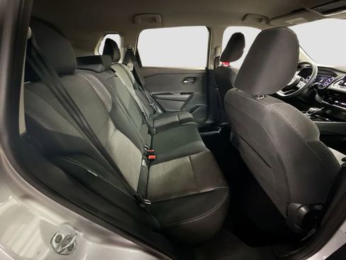 Used 2021 Nissan Rogue SV image 25