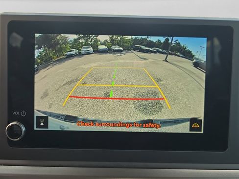 Used 2024 Toyota Tacoma SR5 w/ SR5 Upgrade Package RWD image 15