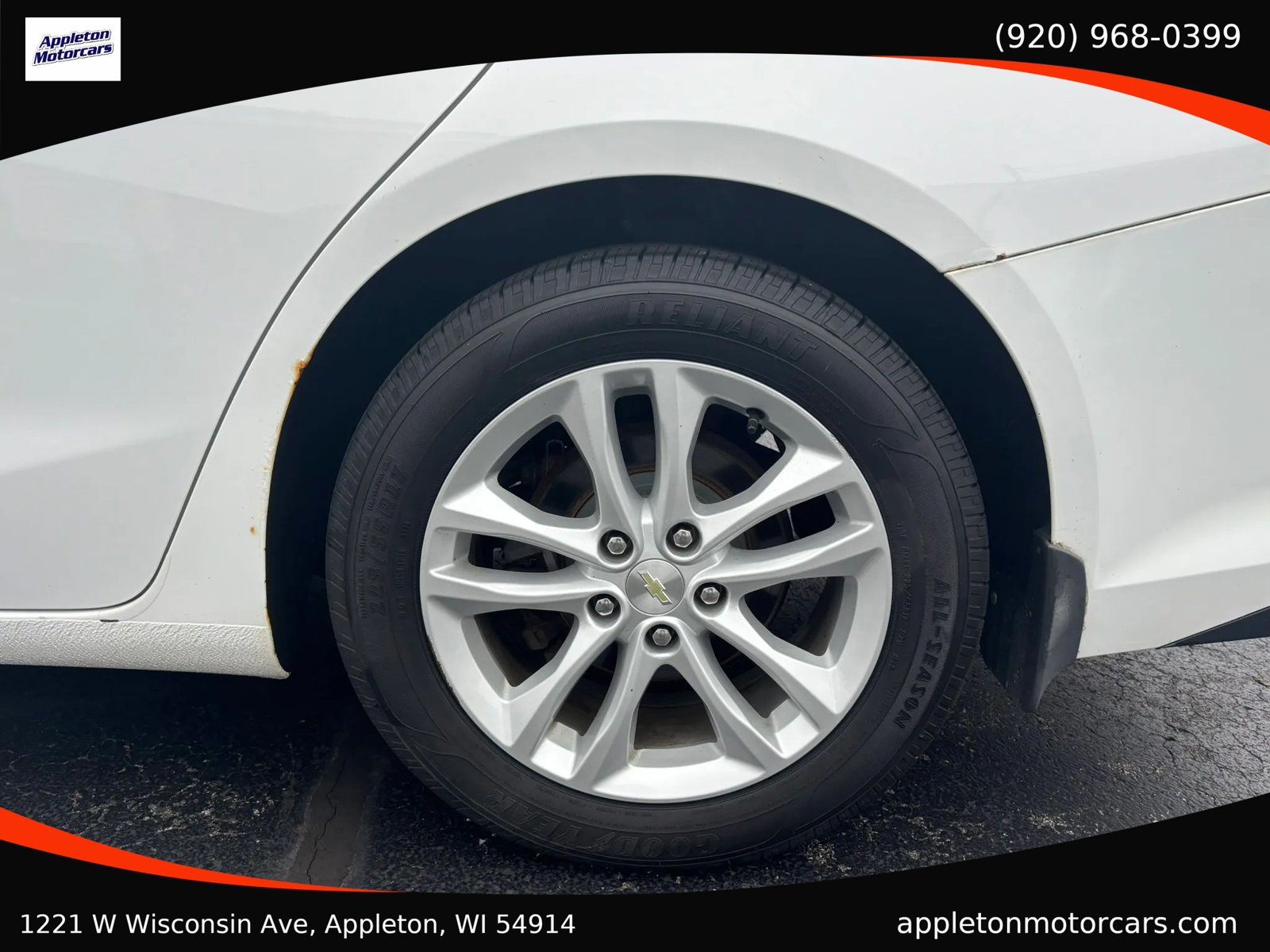Used 2018 Chevrolet Malibu LT FWD image 14