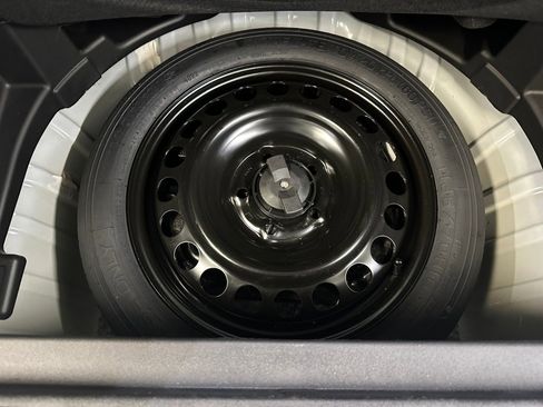 Certified 2023 GMC Terrain SLE w/ Driver Convenience Package image 25