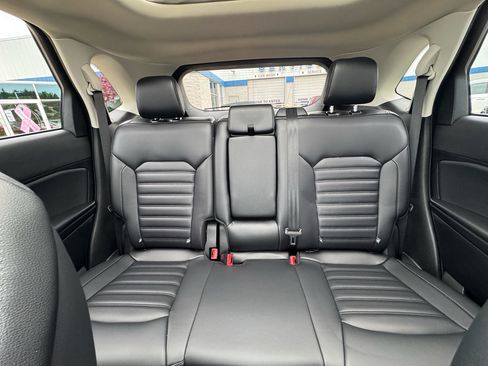 Used 2024 Ford Edge SEL w/ Convenience Package AWD/4WD image 40