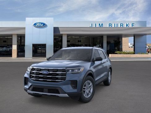 New 2026 Ford Explorer Active RWD image 2