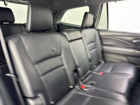 Used 2021 Honda Pilot Special Edition image 39