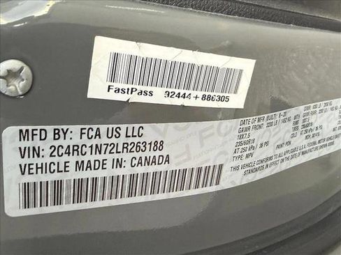 Used 2020 Chrysler Pacifica Limited w/ Advanced Safetytec Group FWD image 28