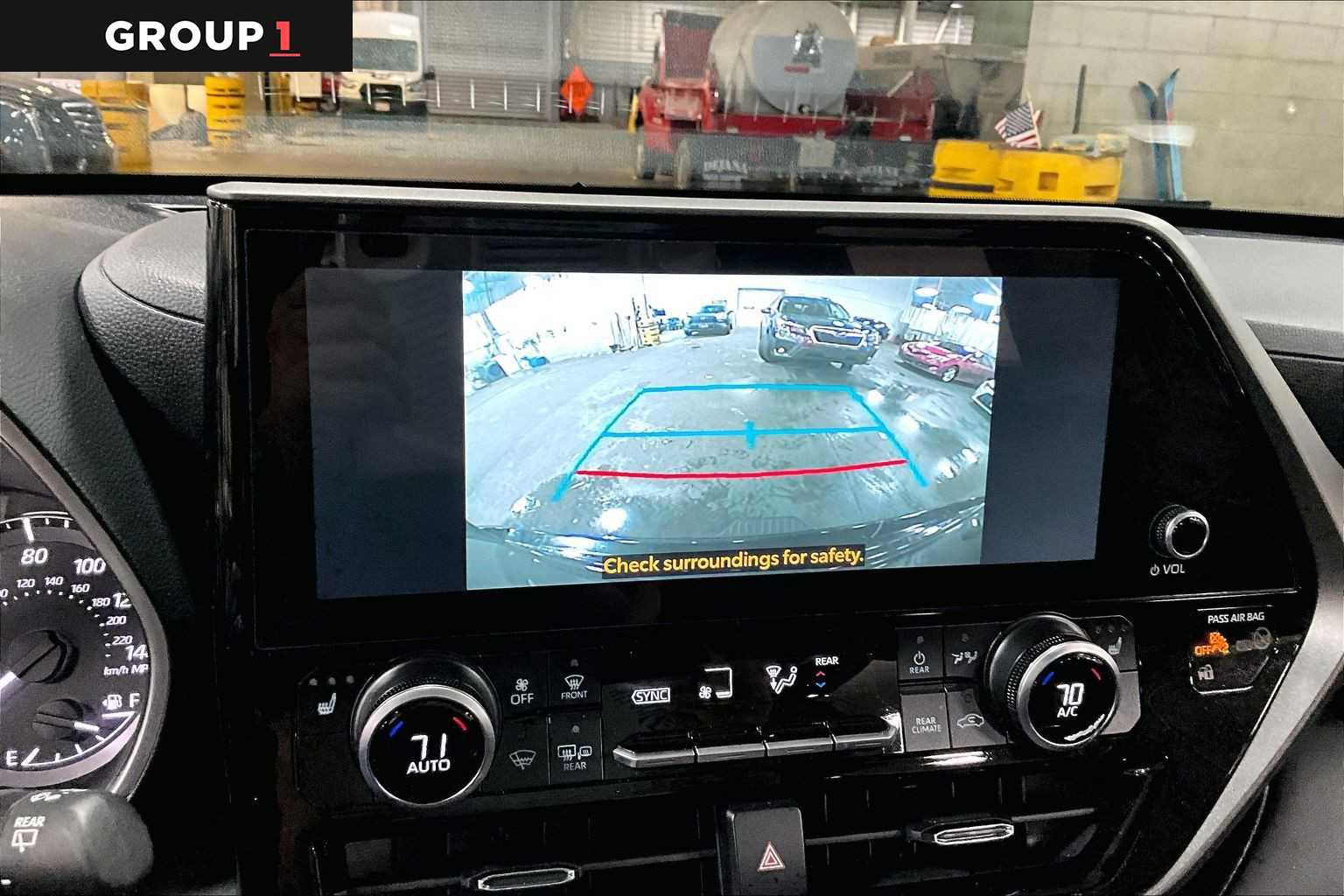 Used 2026 Toyota Highlander XLE AWD/4WD image 27