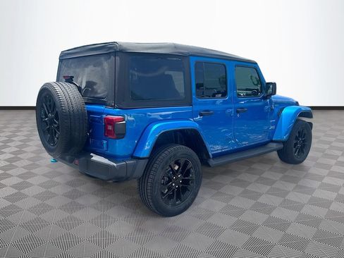 Used 2023 Jeep Wrangler Unlimited Sahara AWD/4WD image 6