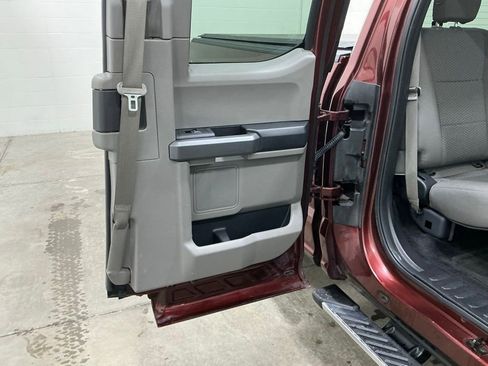 Used 2017 Ford F150 XLT w/ Equipment Group 301A Mid image 33