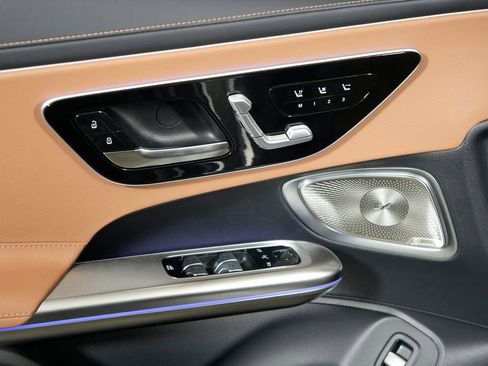 New 2026 Mercedes-Benz CLE 450 4MATIC Cabriolet image 16