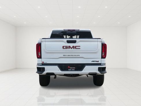 Used 2020 GMC Sierra 1500 AT4 w/ Off-Road Performance Package AWD/4WD image 4