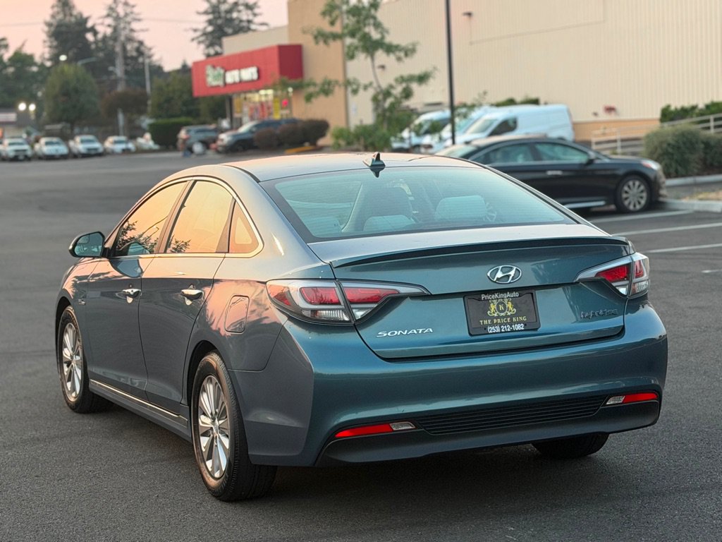 Used 2016 Hyundai Sonata SE FWD image 11