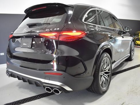 Used 2025 Mercedes-Benz GLC 43 AMG 4MATIC image 8