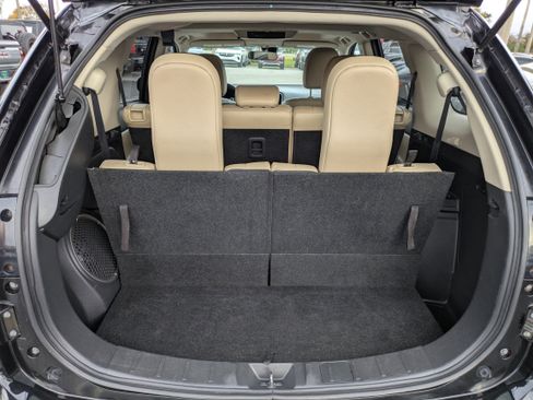 Used 2016 Mitsubishi Outlander SE image 17