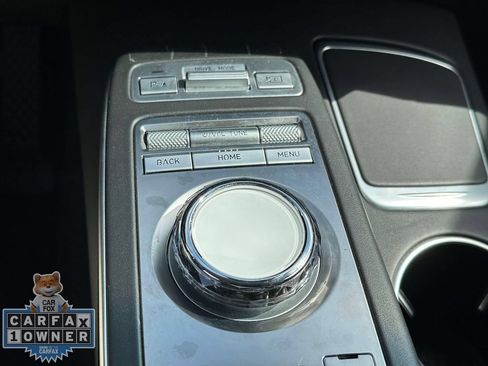 Used 2025 Genesis GV70 2.5T AWD/4WD image 32