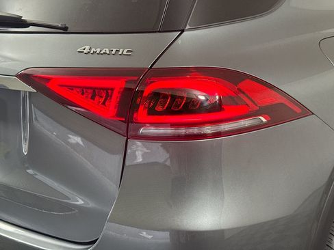 Used 2023 Mercedes-Benz GLE 350 4MATIC w/ Premium Package image 34