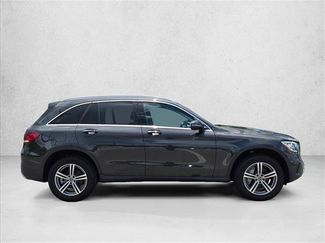Used 2022 Mercedes-Benz GLC 300 video 4