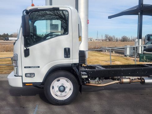 New 2025 Isuzu NQR image 5