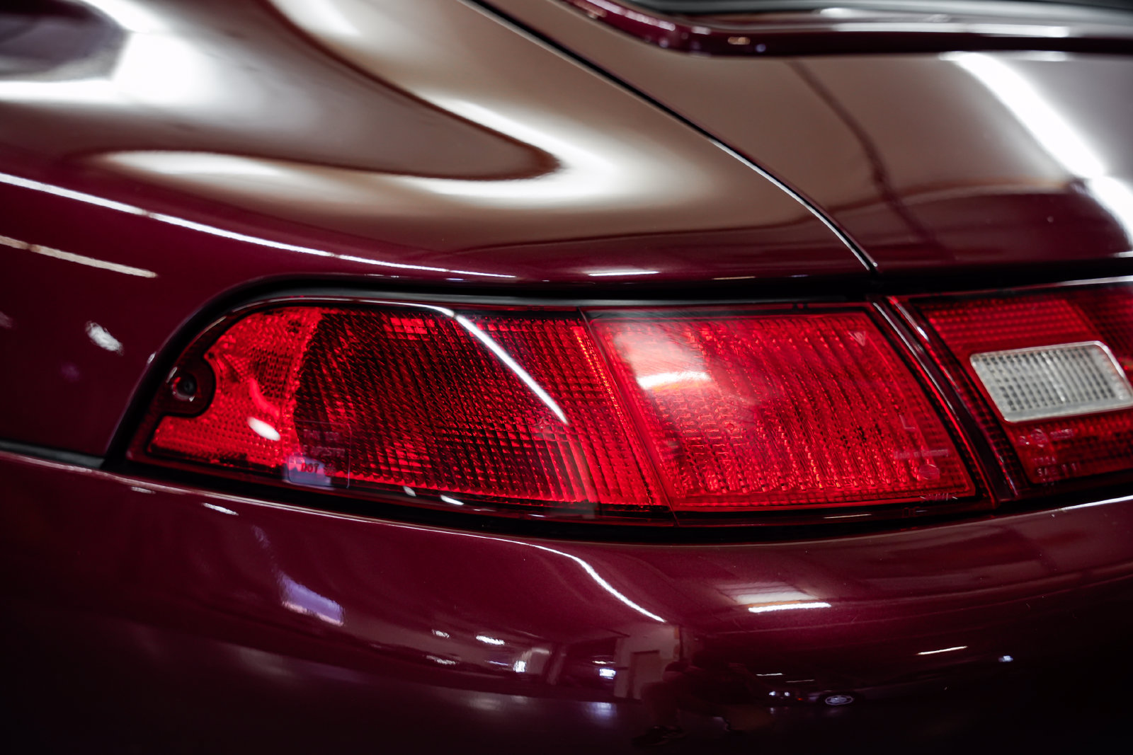 Used 1997 Porsche 911 Carrera RWD image 33