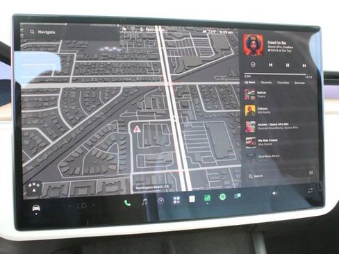Used 2023 Tesla Model X AWD/4WD image 17