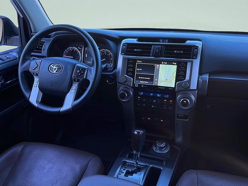 Used 2020 Toyota 4Runner Limited AWD/4WD image 28