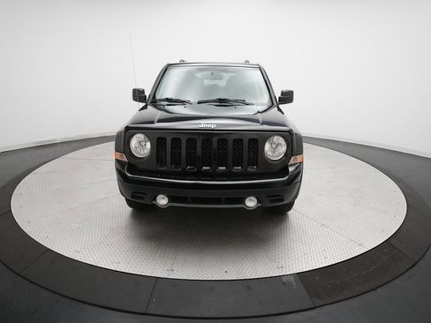 Used 2016 Jeep Patriot High Altitude image 11