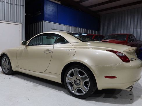 Used 2006 Lexus SC 430 Convertible w/ Preferred Accessory Pkg RWD image 40