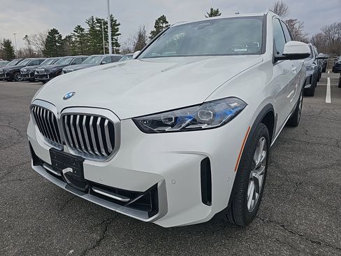 Certified 2024 BMW X5 xDrive40i w/ Premium Package AWD/4WD image 10