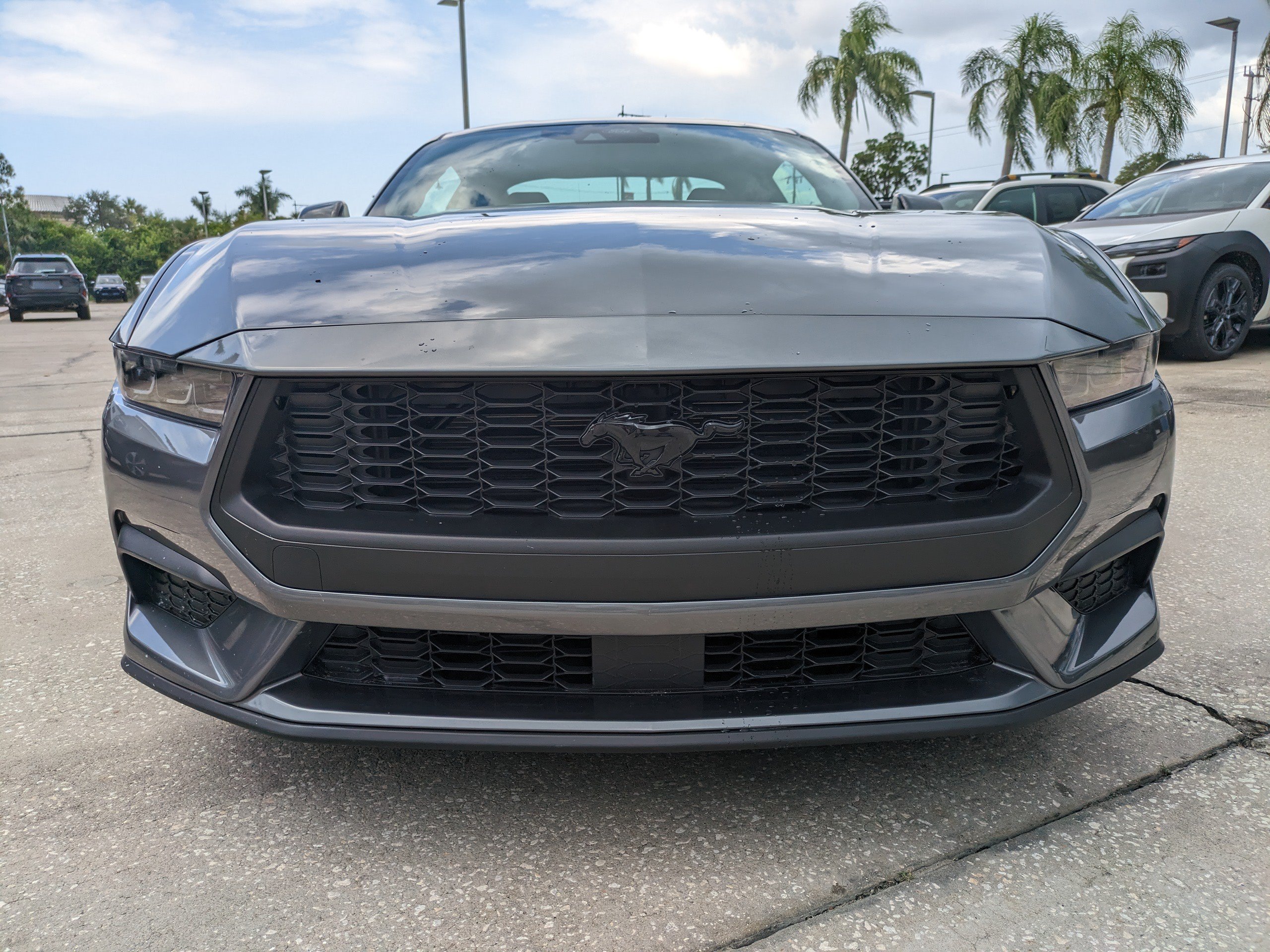 Used 2025 Ford Mustang Coupe RWD image 9