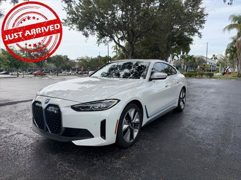 Used 2023 BMW i4 eDrive35 RWD image 2
