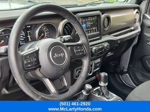 Used 2018 Jeep Wrangler Unlimited Sport S AWD/4WD image 10